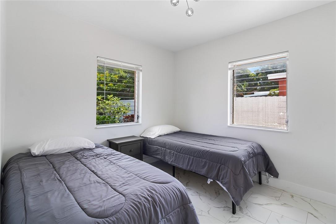 EDGEWOOD - Residential Lease