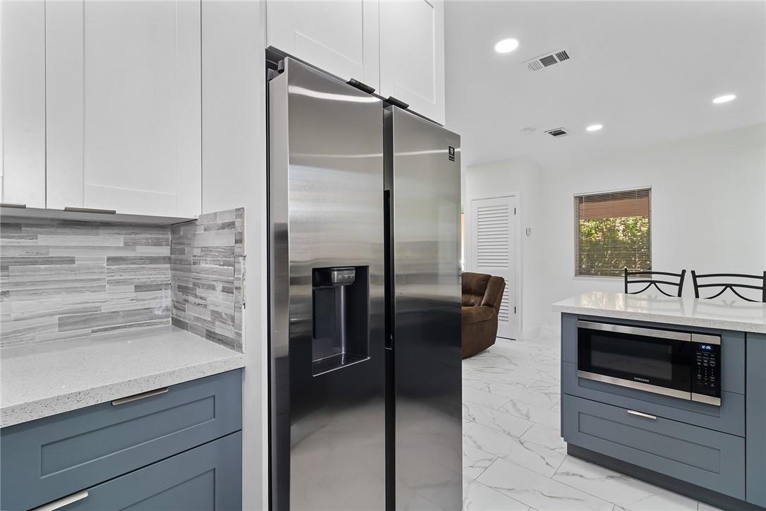 EDGEWOOD - Residential Lease