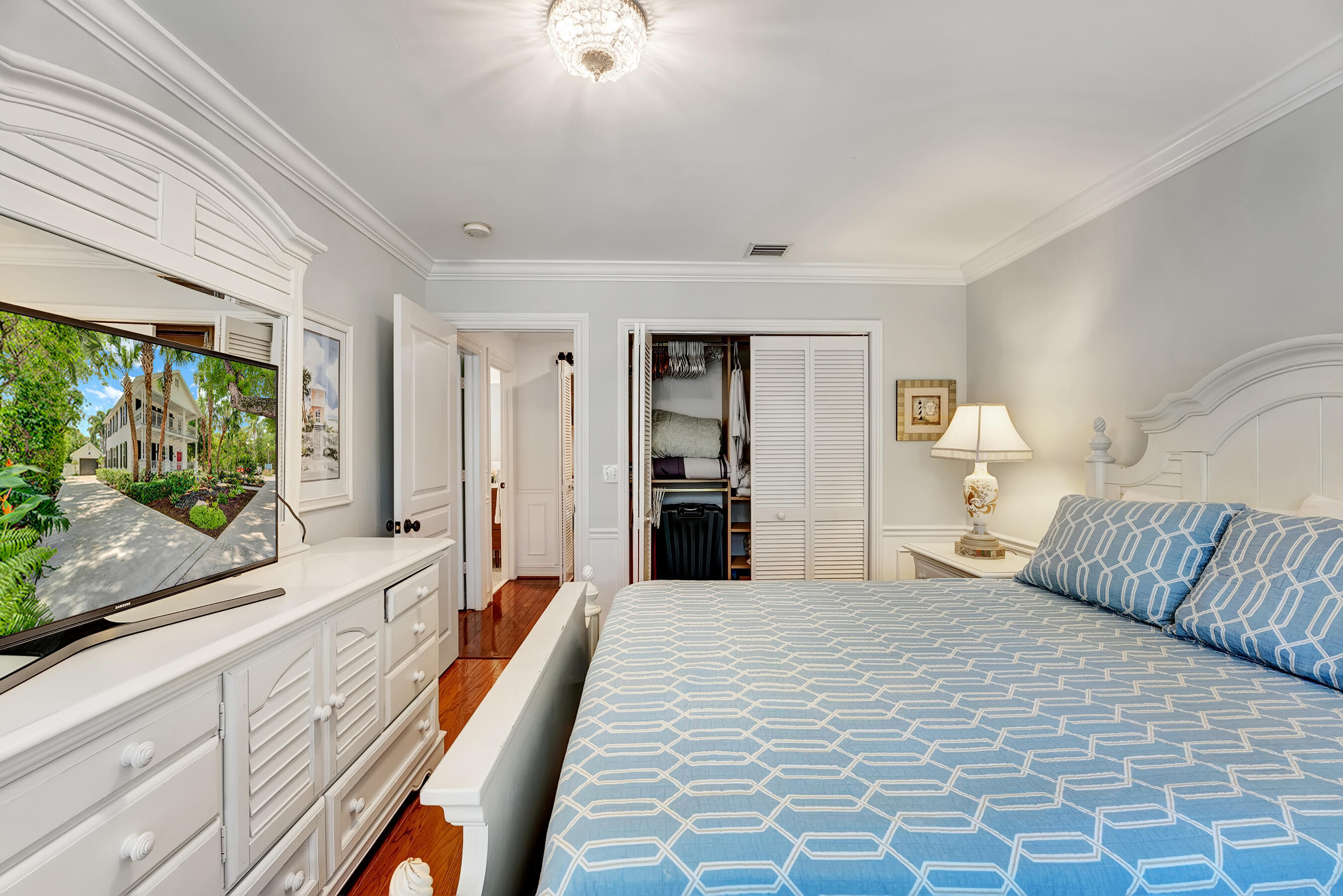 DELRAY TOWN OF - Residential Lease