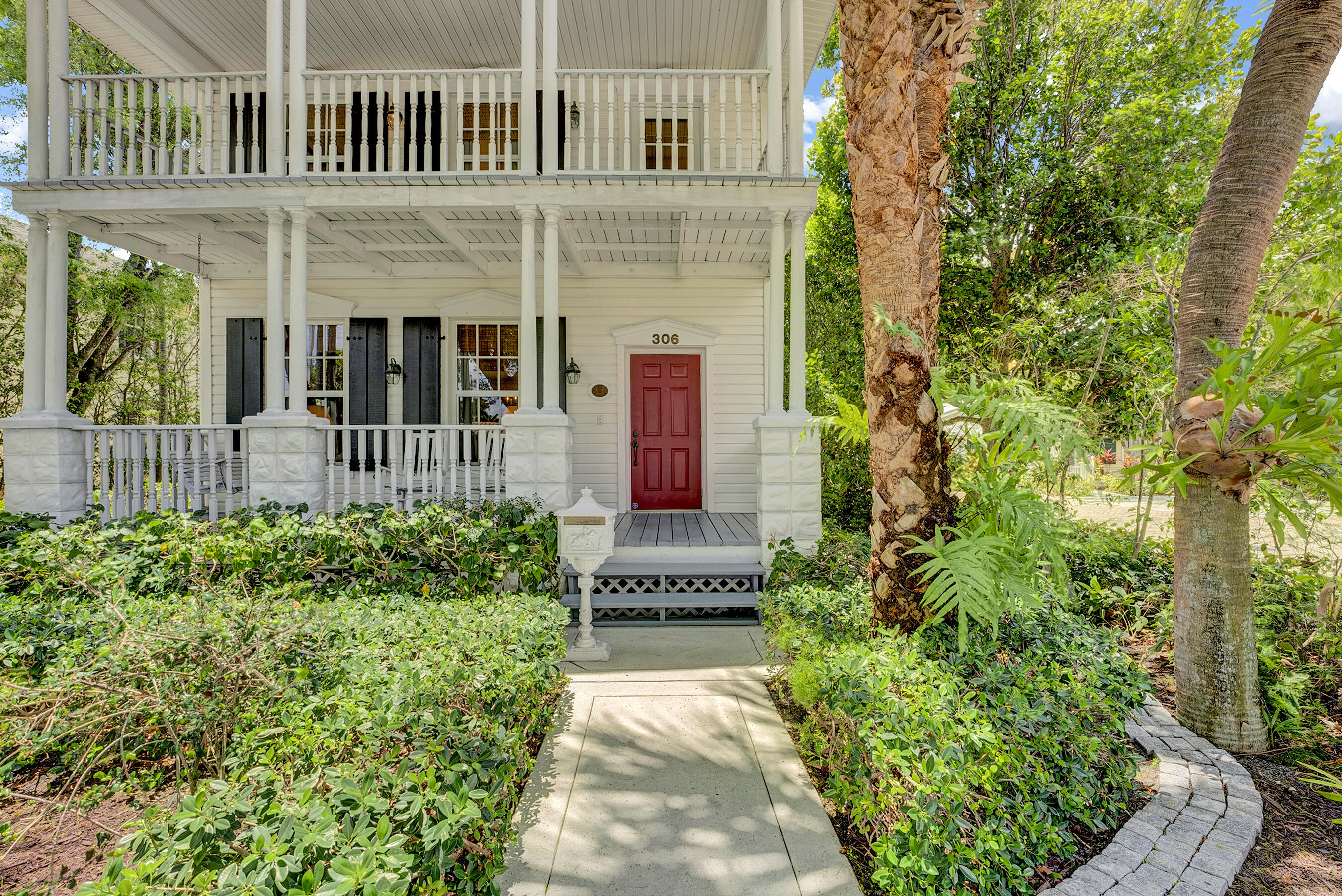 DELRAY TOWN OF - Residential Lease