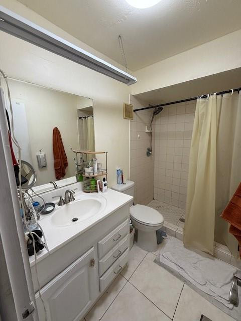 ARROWHEAD GOLF&TENNIS CLU - Residential