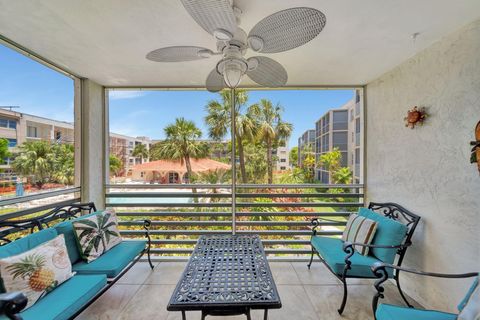 A home in Lauderdale By The Sea