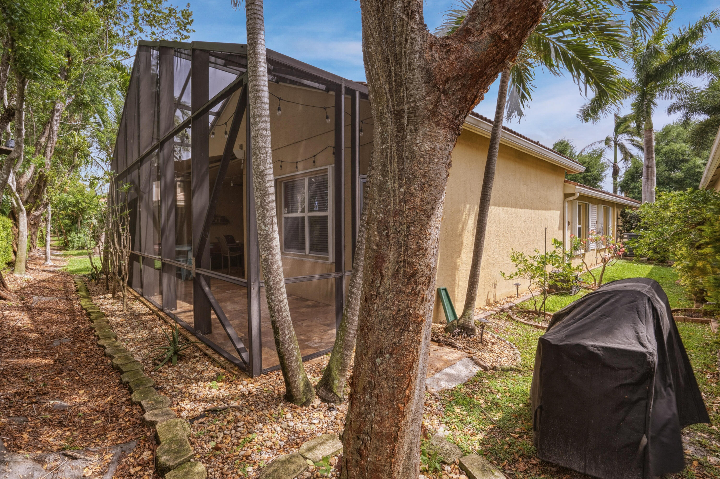 MINI ASSEMBLAGE PUD 7 - Residential