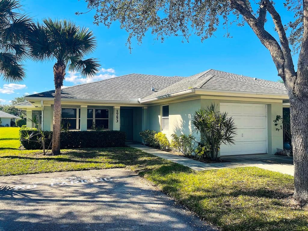 Photo of 1753 N Dovetail Drive, Fort Pierce, FL 34982 (MLS # R10858887)