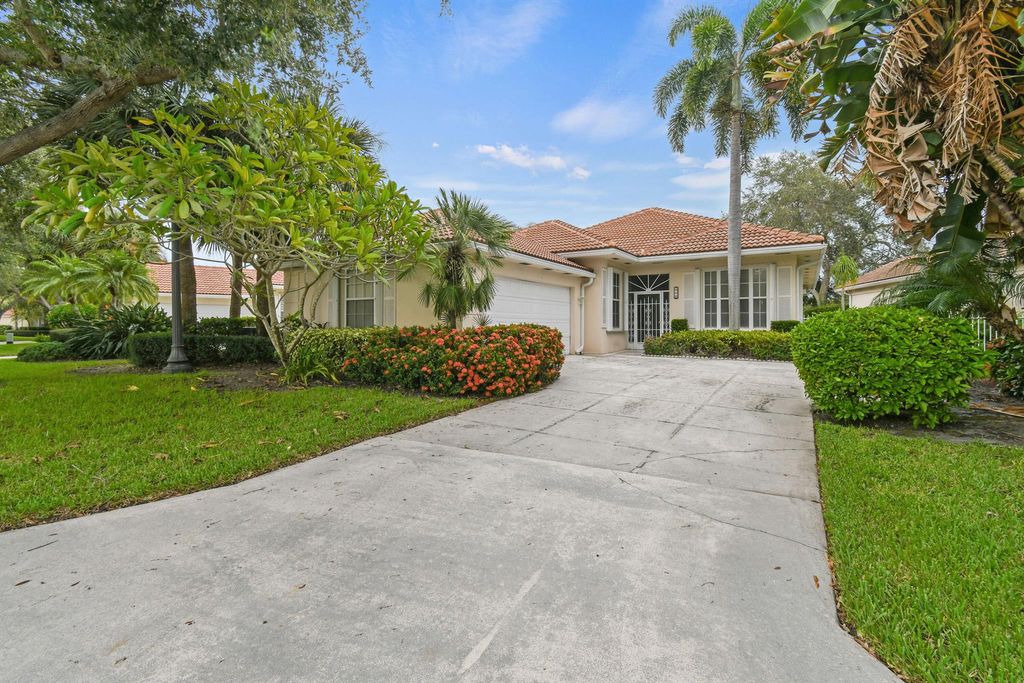 Photo of 424 Kelsey Park Drive, Palm Beach Gardens, FL 33410 (MLS # R11118289)