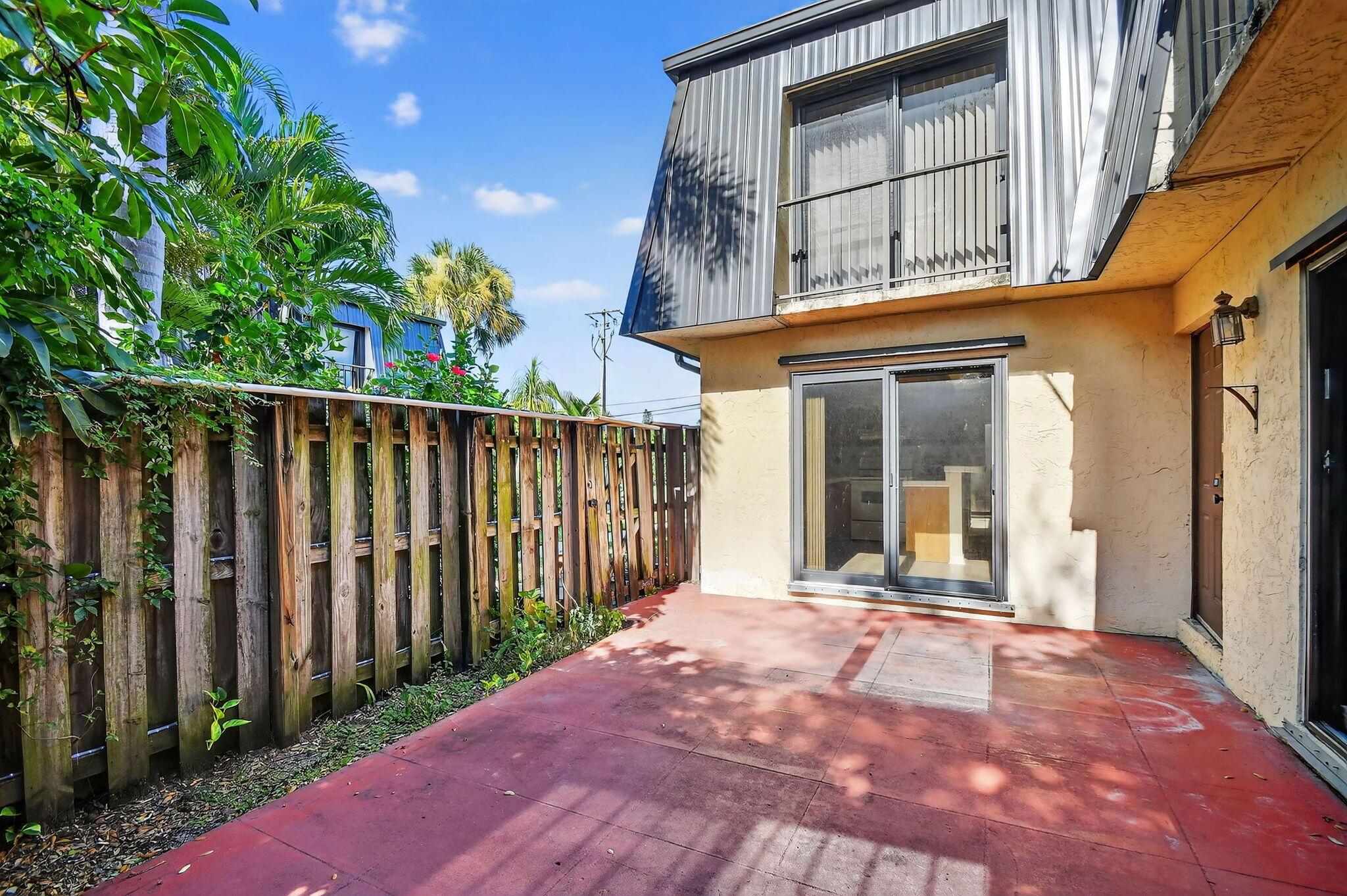 View photos, virtual tours, details... 2494 Waterside Drive 4c