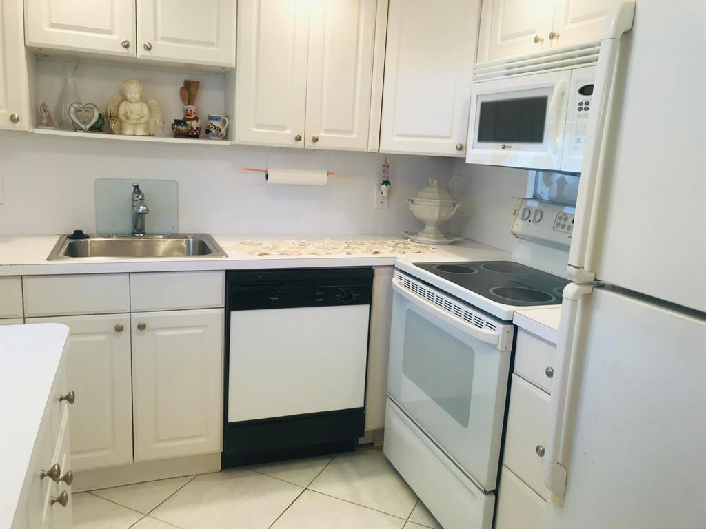 KINGS POINT TUSCANY CONDO - Residential