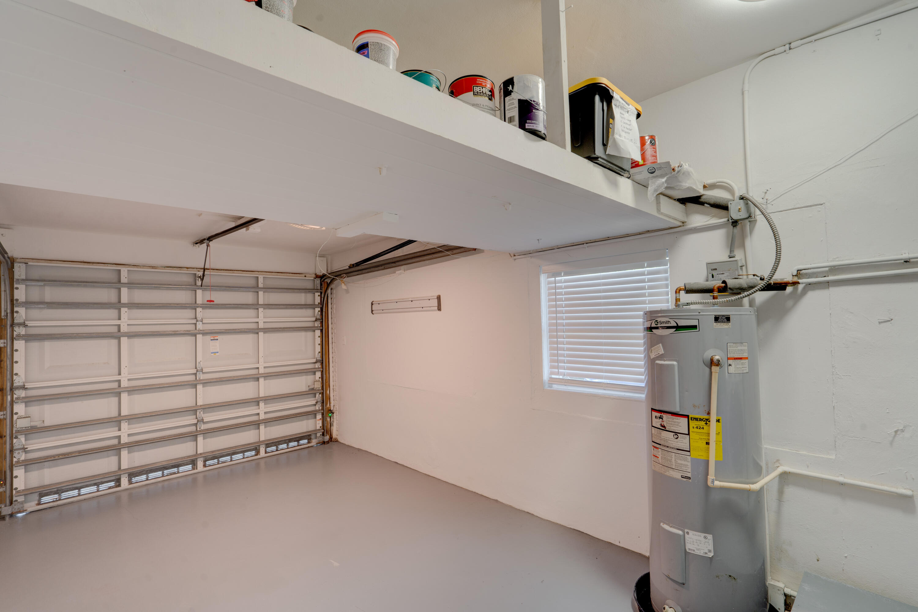 HILLSBORO SHORES SEC B - Residential Lease