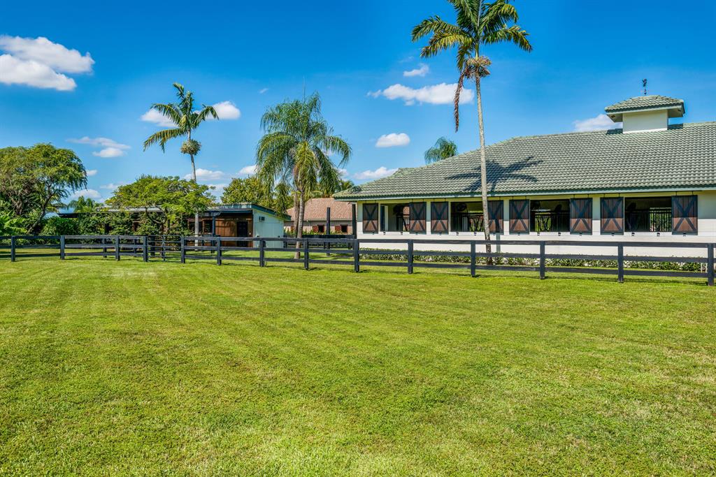 SADDLE TRAIL - Residential