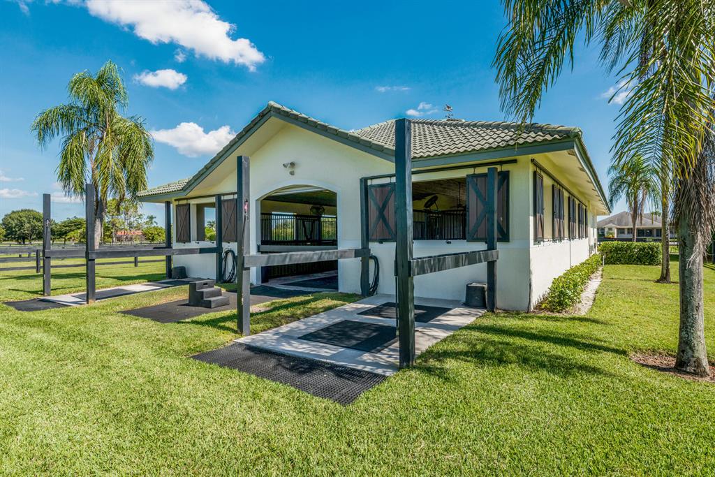 SADDLE TRAIL - Residential