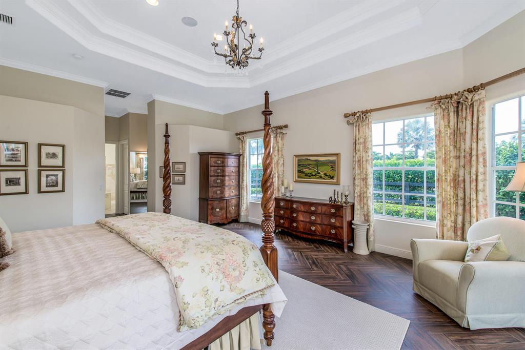 SADDLE TRAIL - Residential