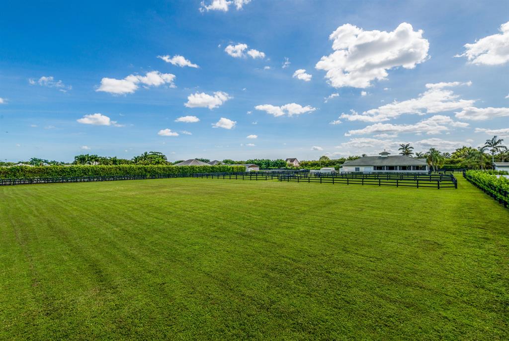 SADDLE TRAIL - Residential