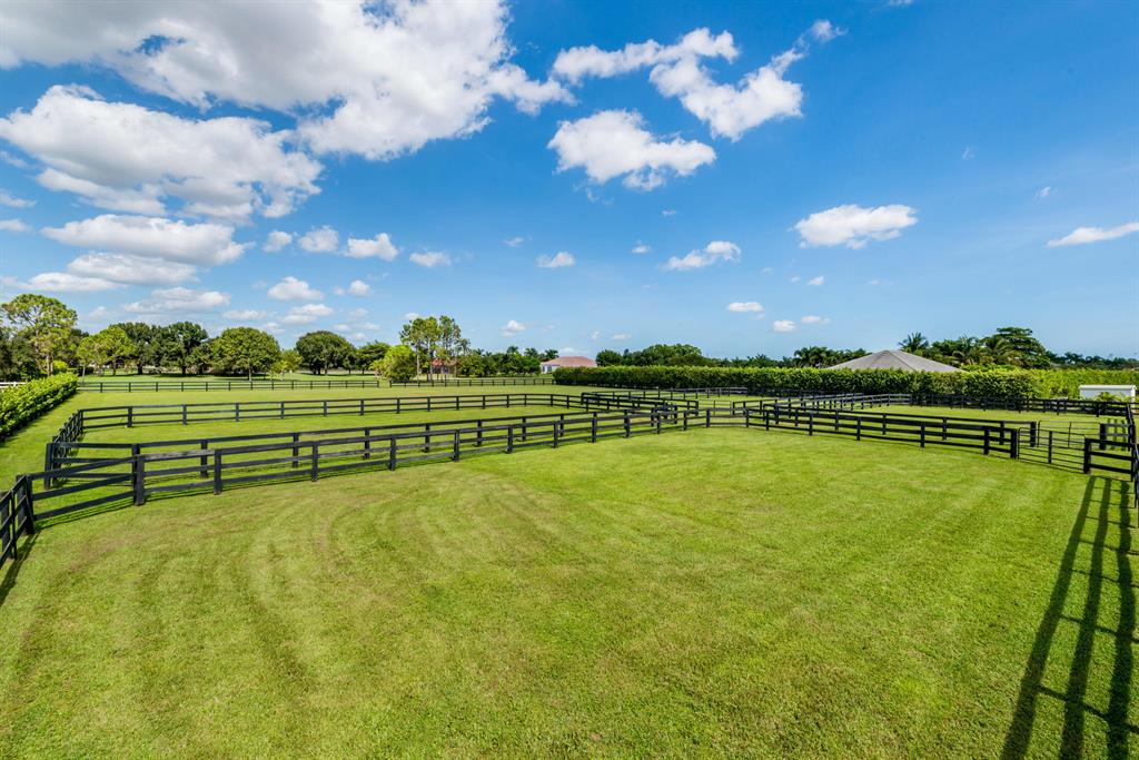 SADDLE TRAIL - Residential