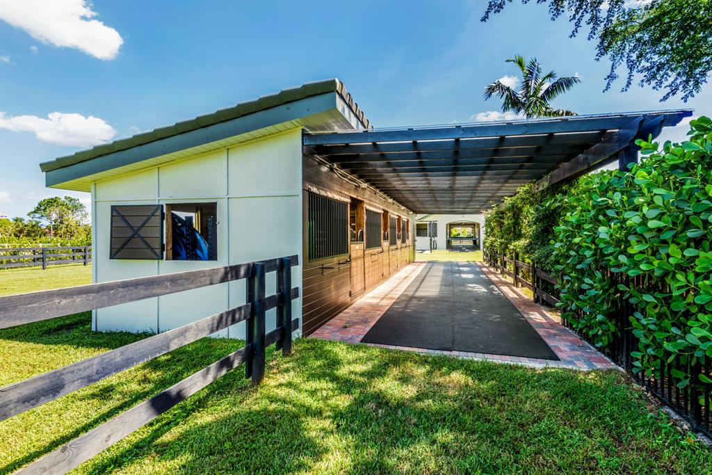 SADDLE TRAIL - Residential