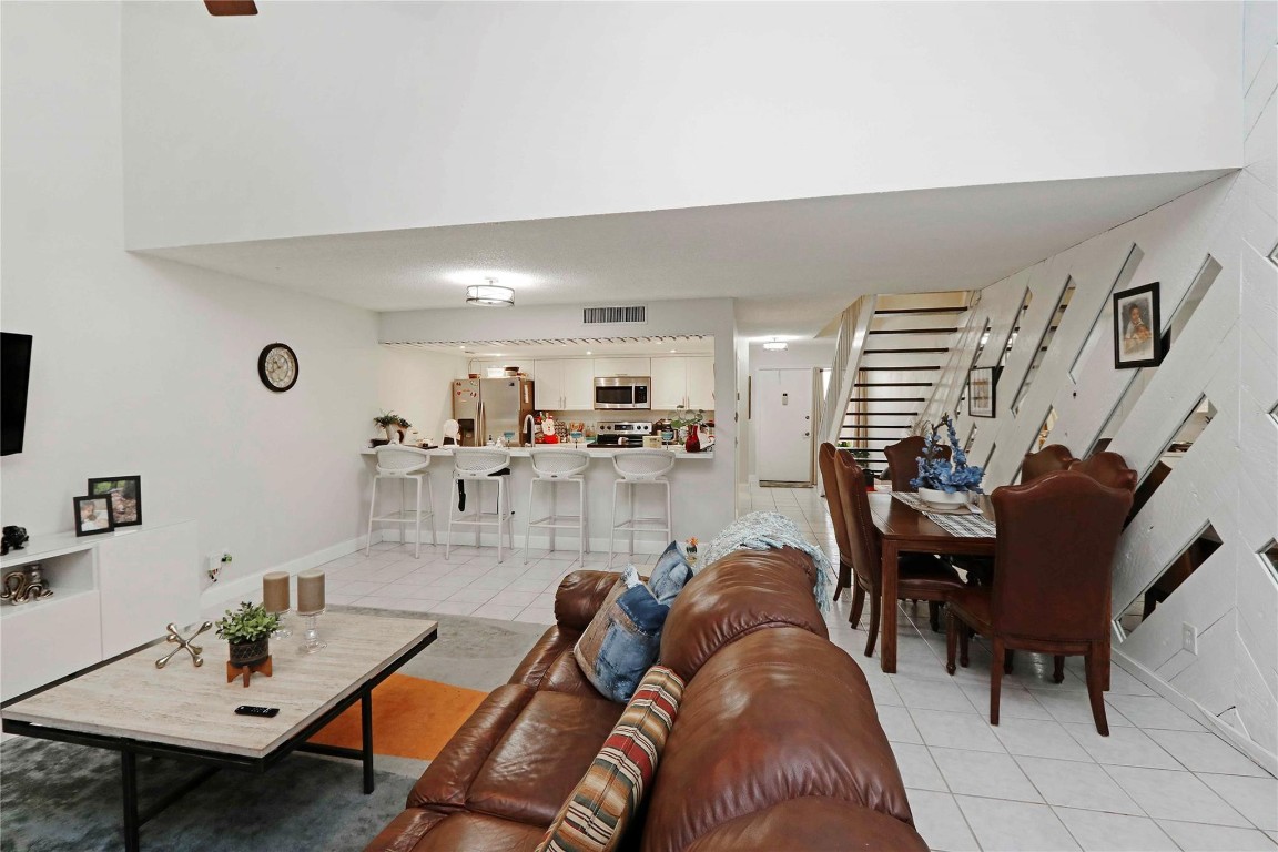 Villa Central - Residential