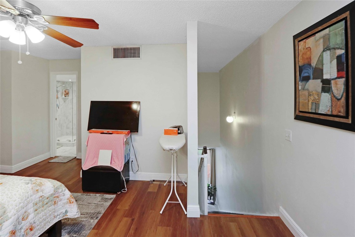 Villa Central - Residential