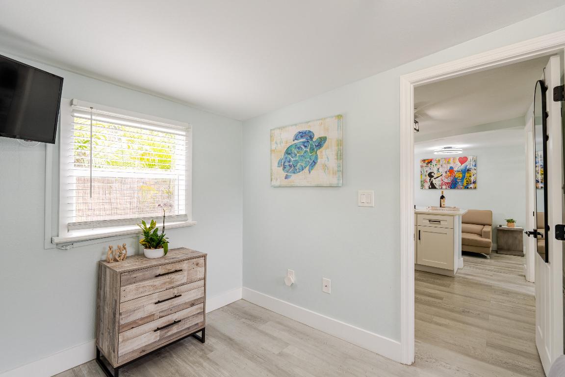 ESTATES OF SOUTH PALM BEACH - Residential Income