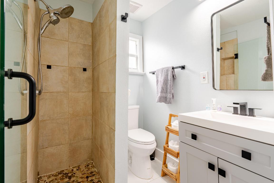 ESTATES OF SOUTH PALM BEACH - Residential Income