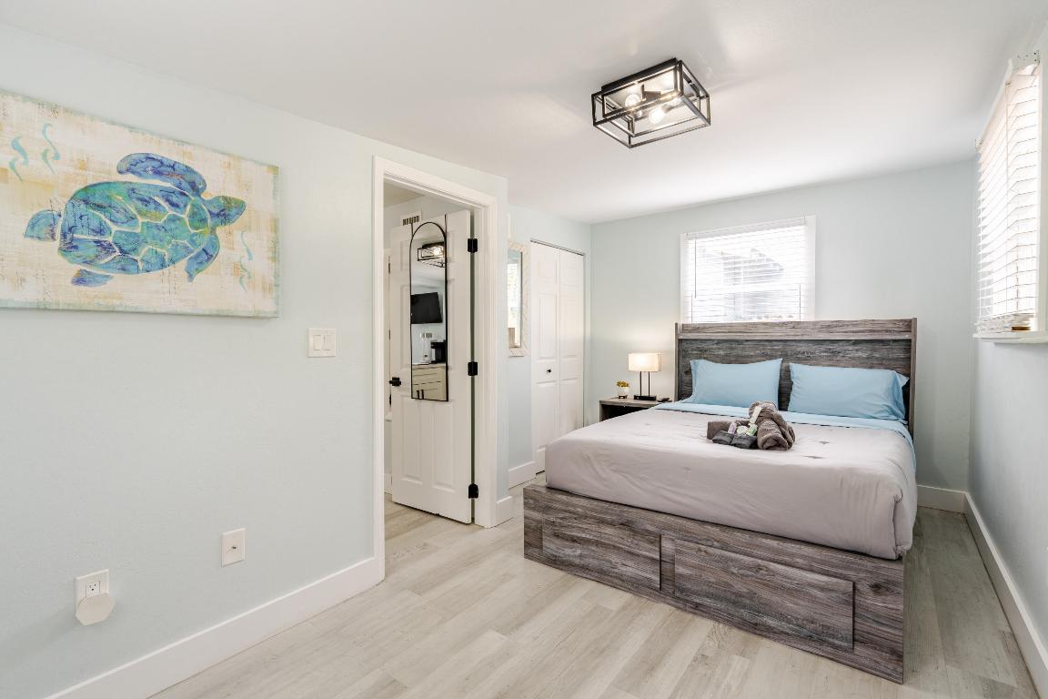 ESTATES OF SOUTH PALM BEACH - Residential Income