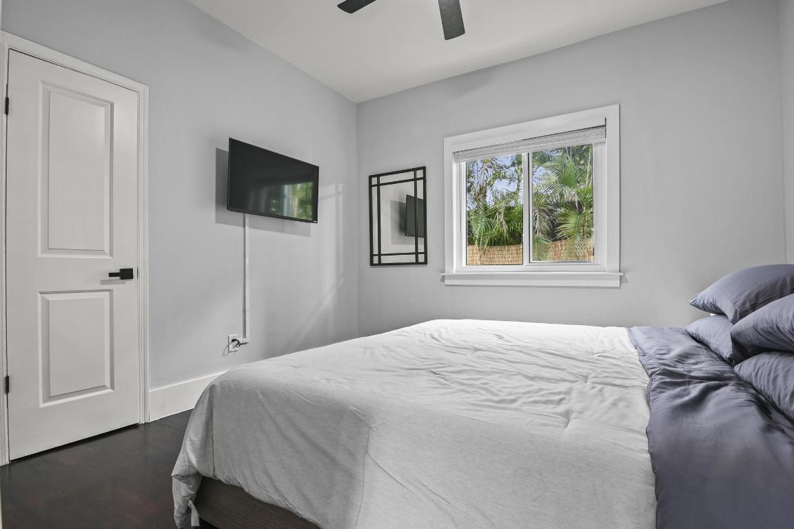 ESTATES OF SOUTH PALM BEACH - Residential Income