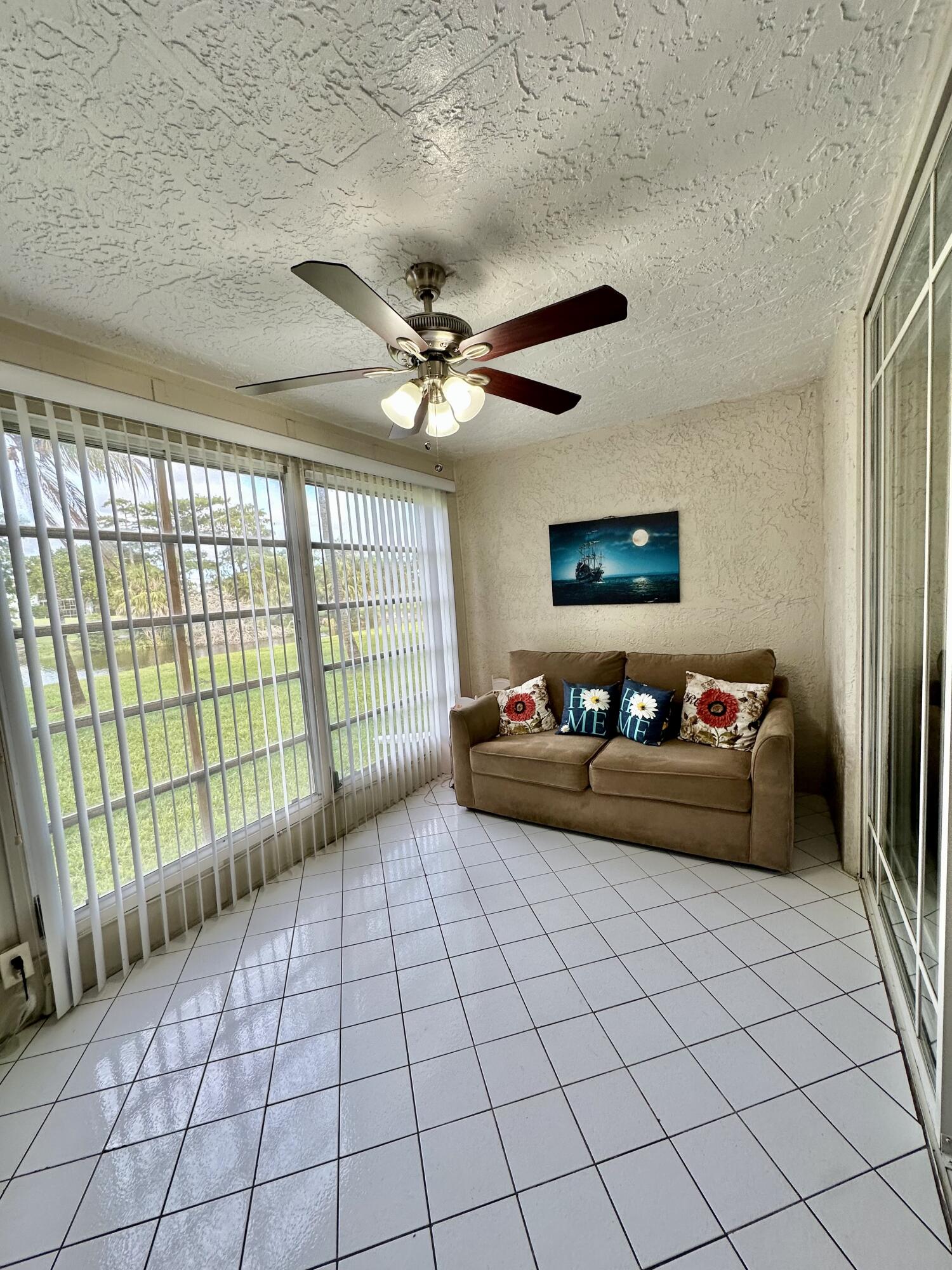 5 OF PALM SPRINGS 2 CONDO - Residential