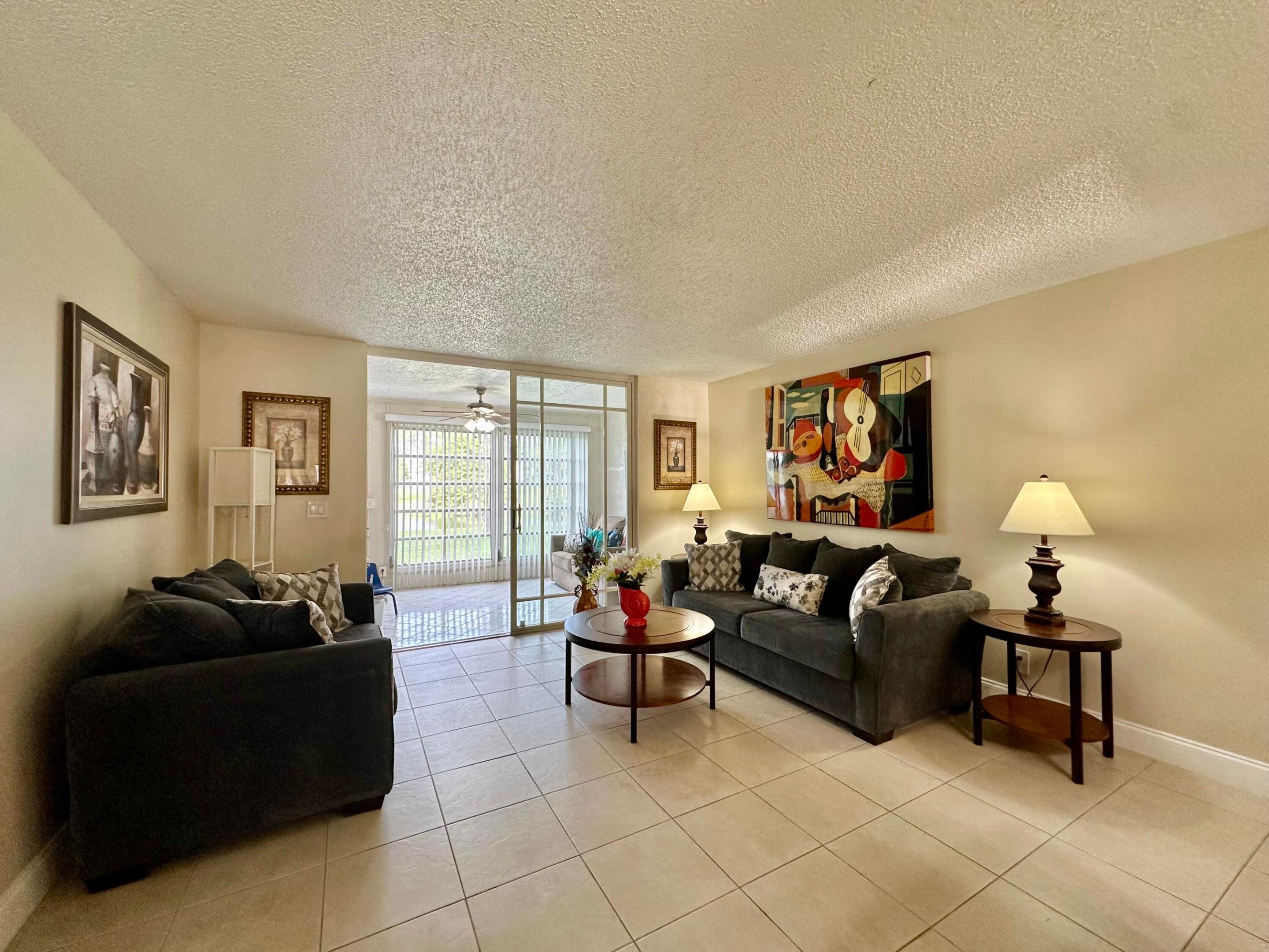 5 OF PALM SPRINGS 2 CONDO - Residential