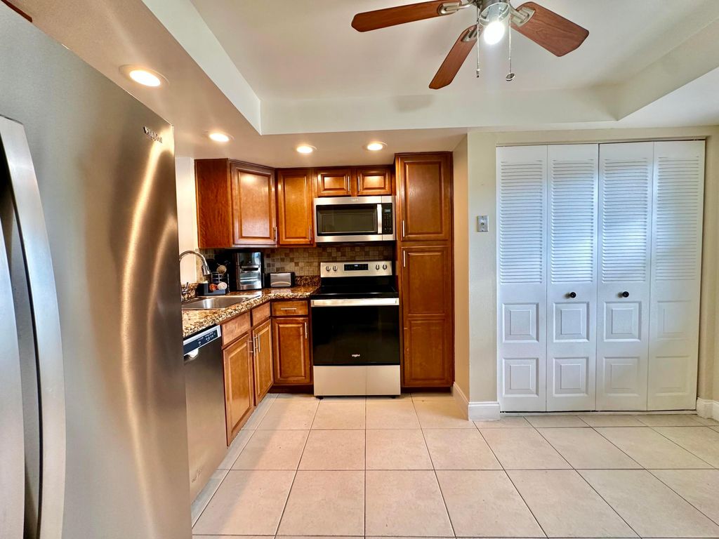 Photo of 1650 NW 80th Avenue, Margate, FL 33063 (MLS # B26031454)