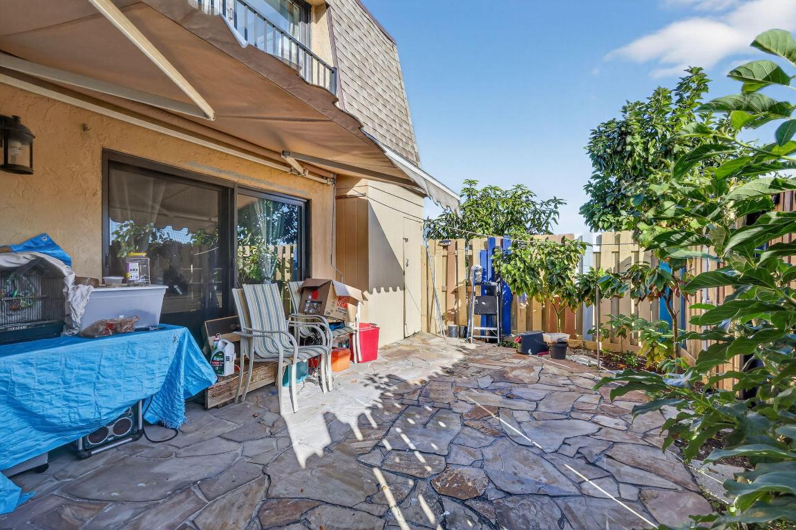 5204 Waterview Circle