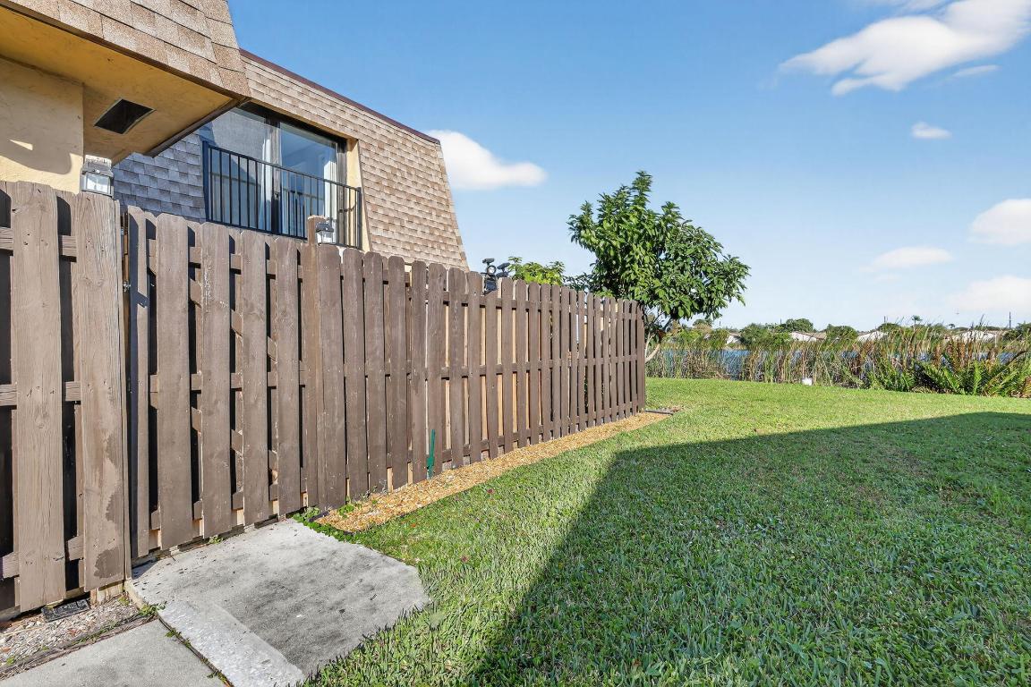 5204 Waterview Circle