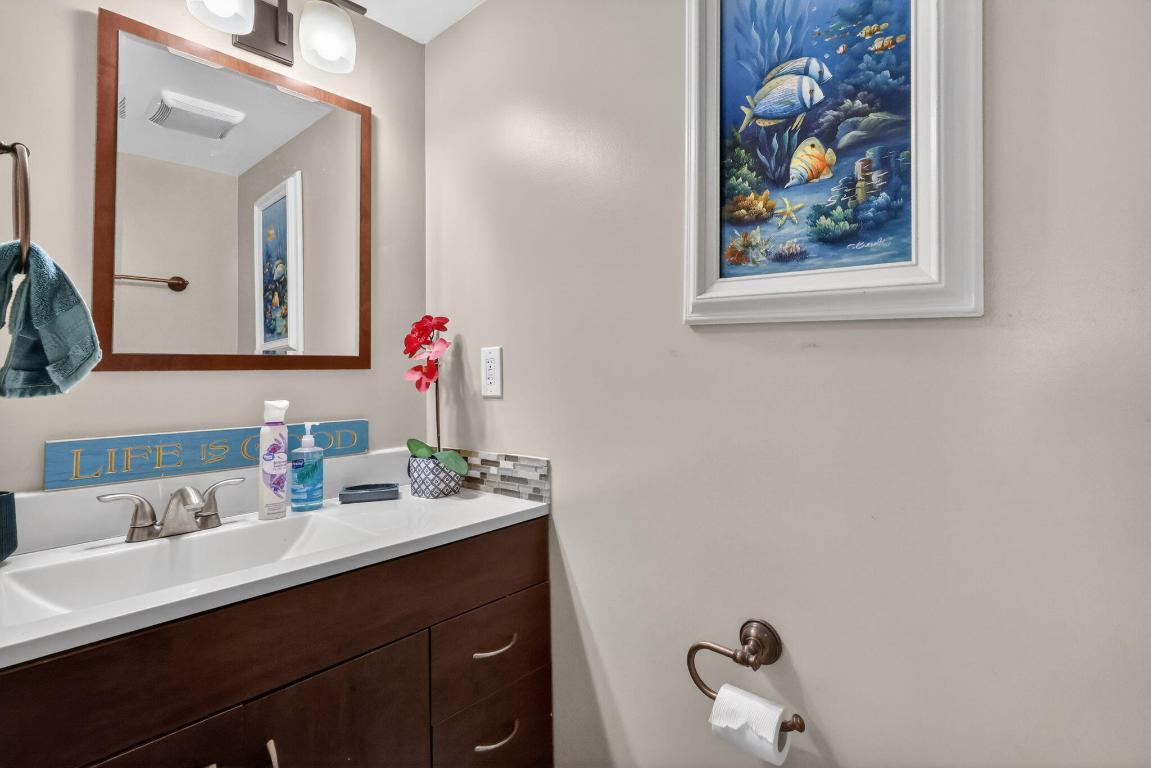 5204 Waterview Circle