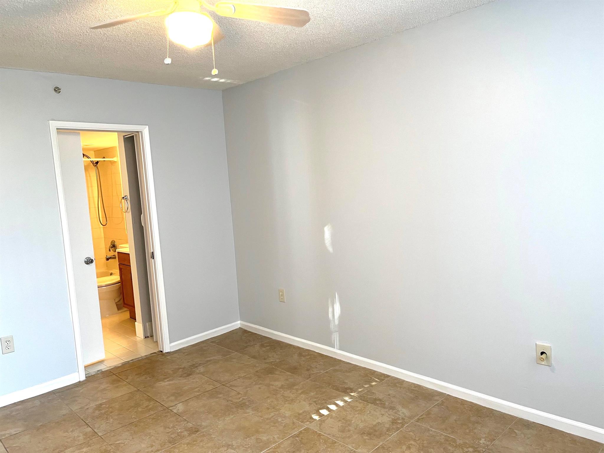 ST ANDREWS AT BOYNTON BEA - Residential Lease