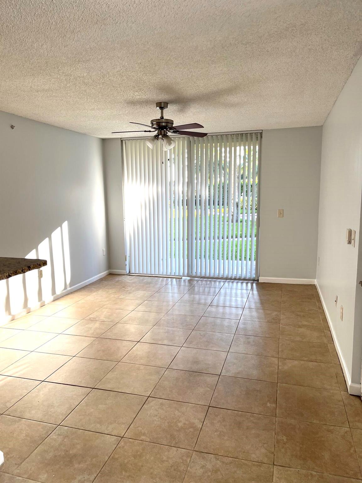 ST ANDREWS AT BOYNTON BEA - Residential Lease