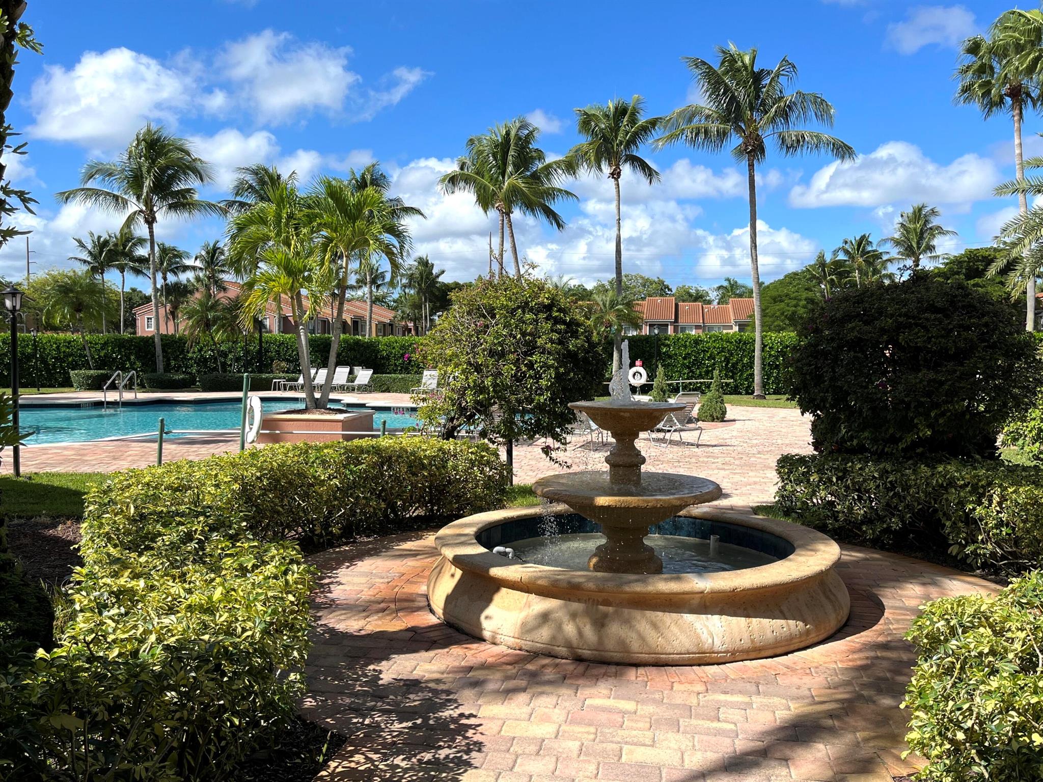 ST ANDREWS AT BOYNTON BEA - Residential Lease