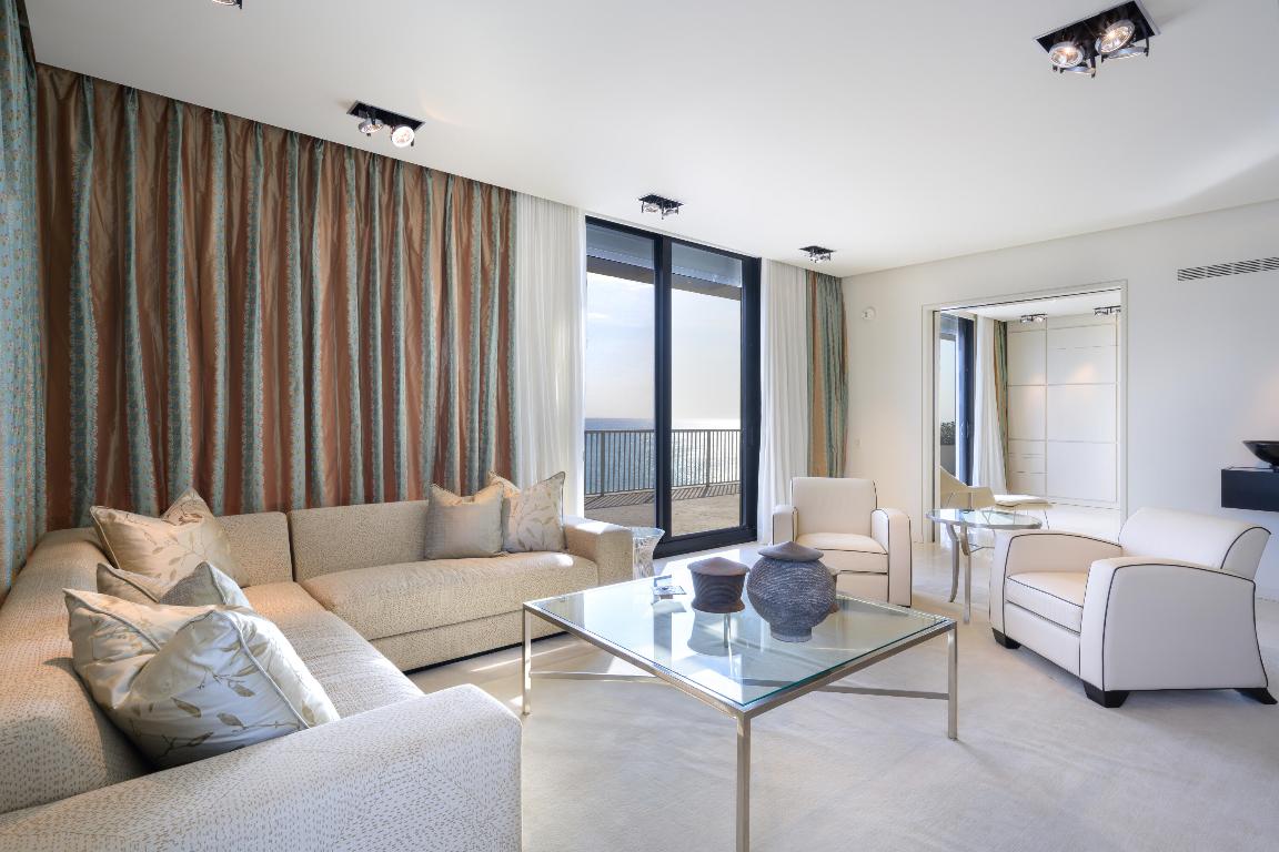 FOUR HUNDRED SO OCEAN BLVD CONDO - Residential