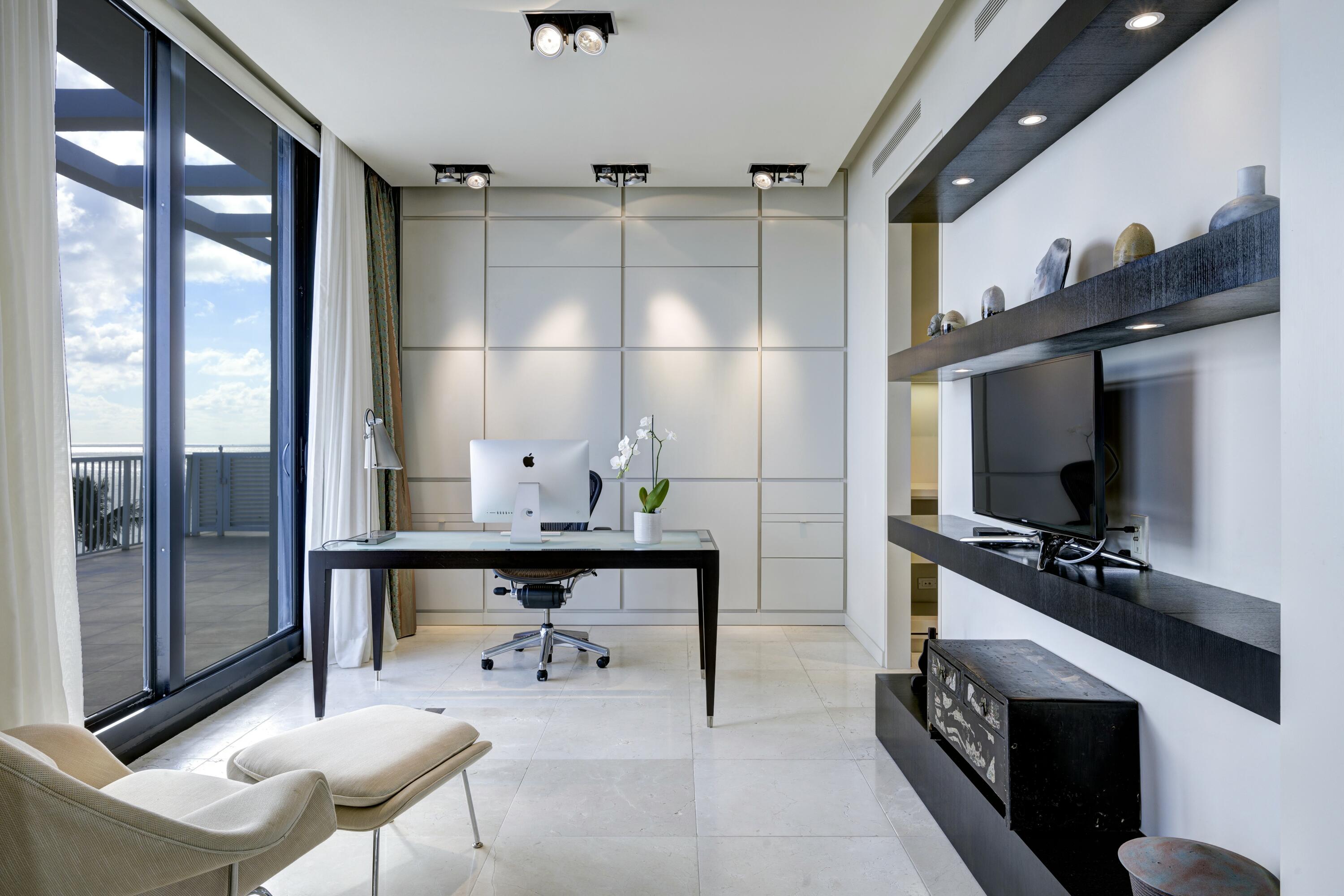 400 S Ocean Boulevard Penthouse-C