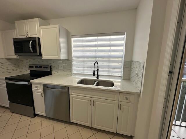 Photo of 6638 Via Regina, Boca Raton, FL 33433 (MLS # R10995664)