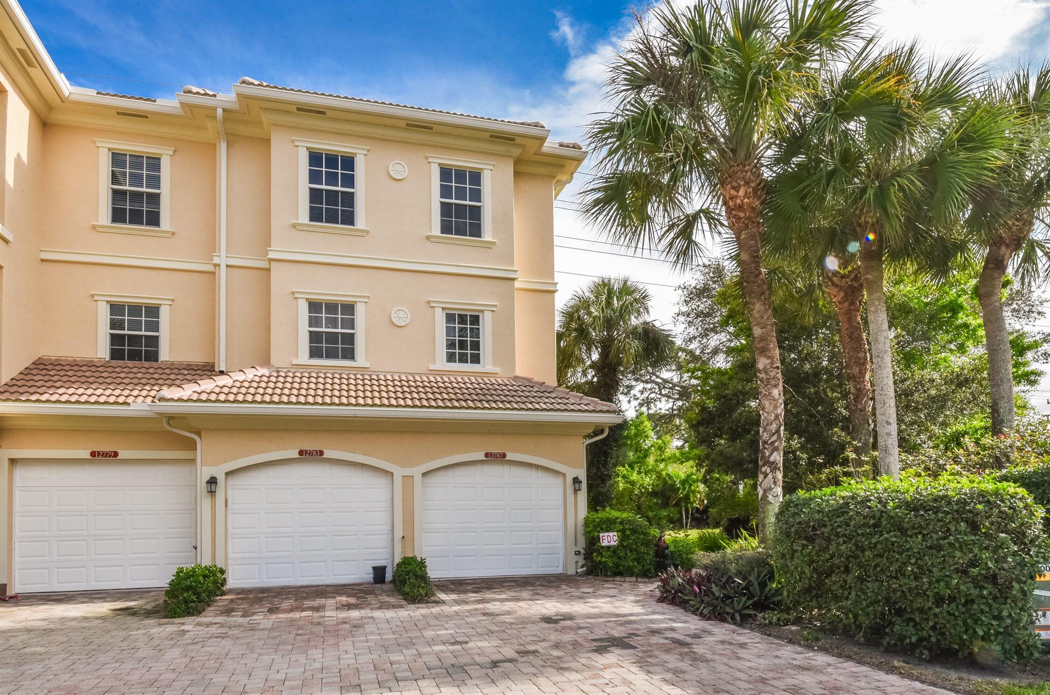 TRANQUILITY CONDO - Residential Lease