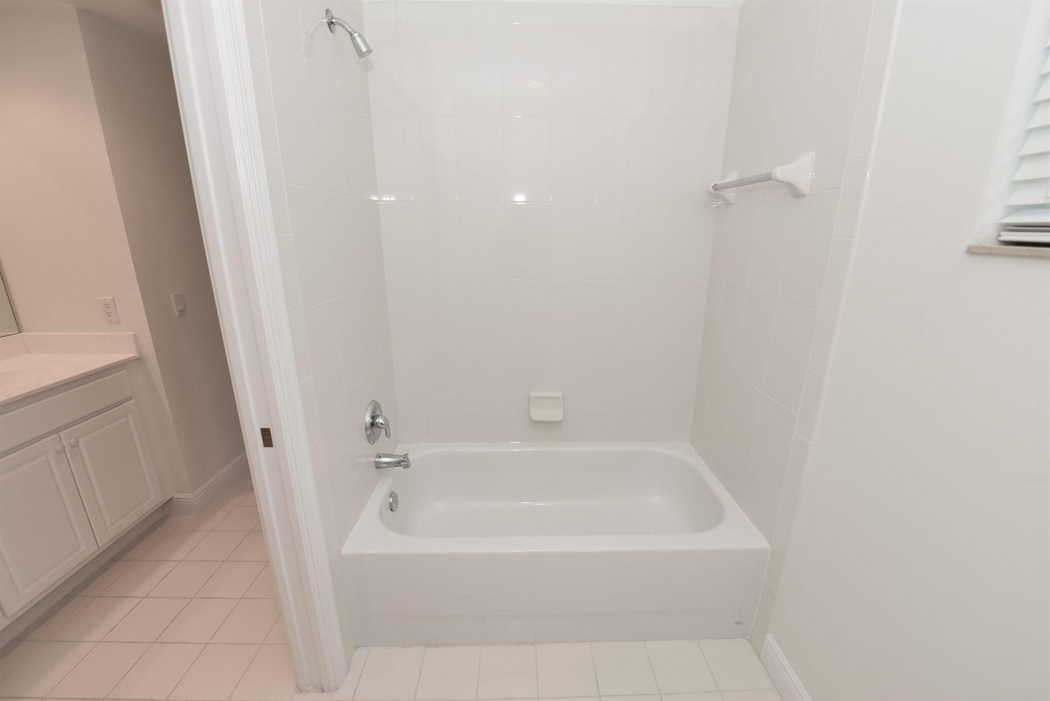TRANQUILITY CONDO - Residential Lease