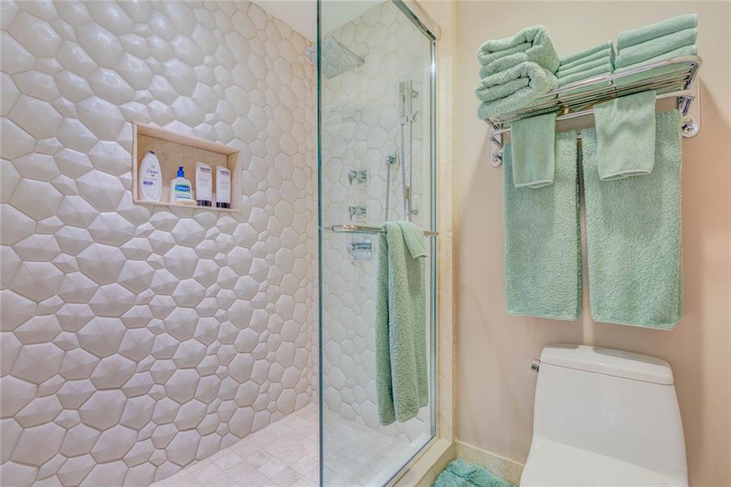 Bay Colony Sec Of The - Residential