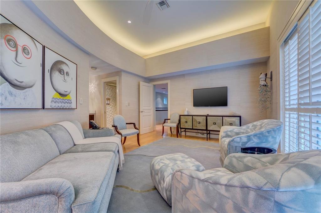 Bay Colony Sec Of The - Residential