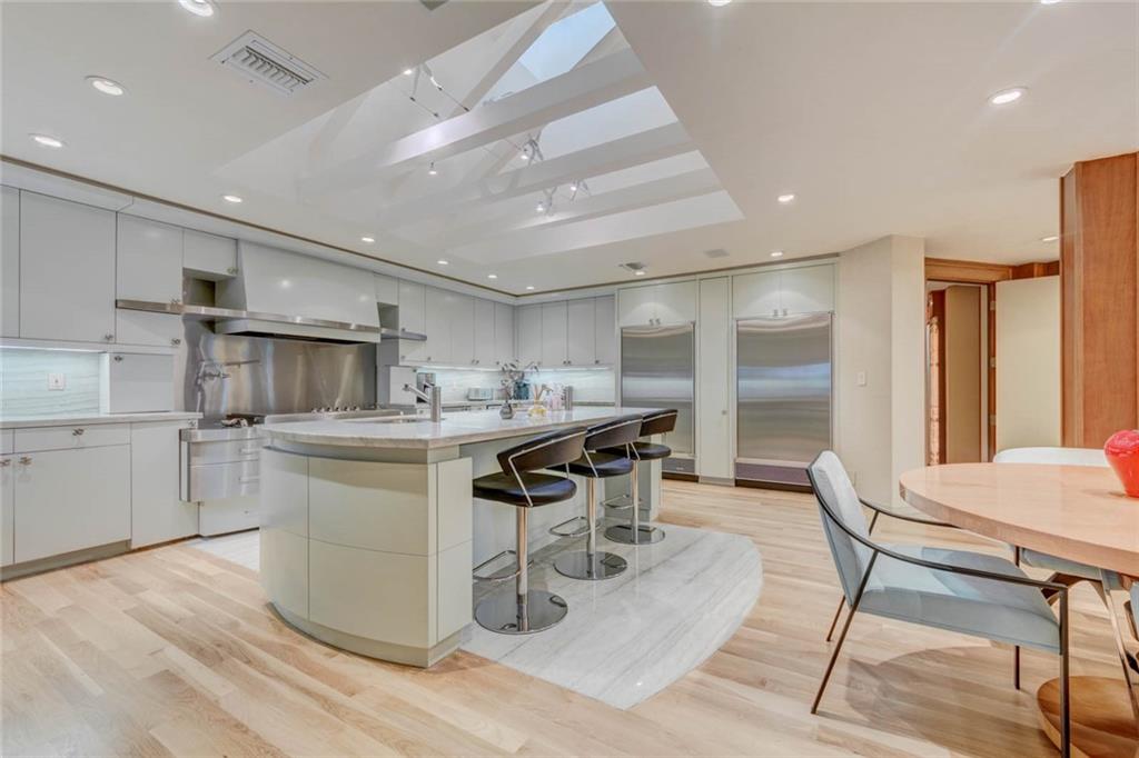 Bay Colony Sec Of The - Residential