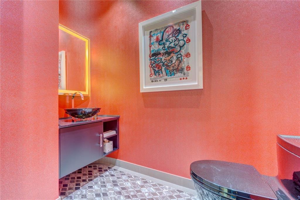 Bay Colony Sec Of The - Residential