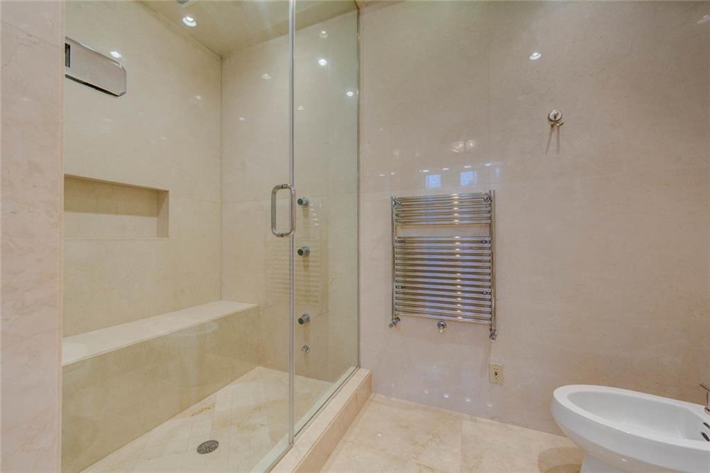 Bay Colony Sec Of The - Residential