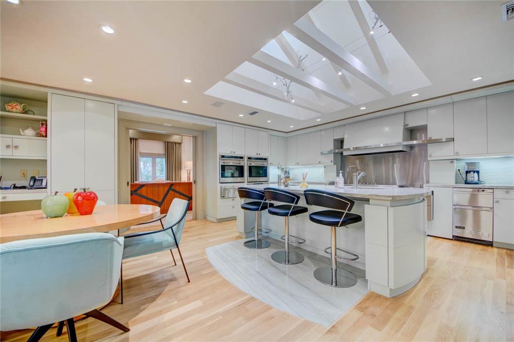 Bay Colony Sec Of The - Residential