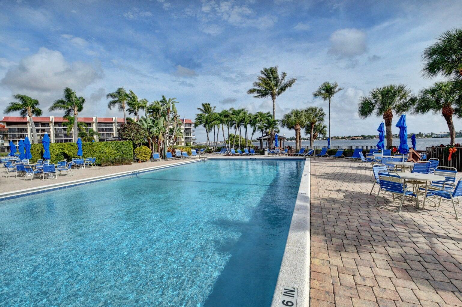 HALF MOON BAY CONDO - Residential