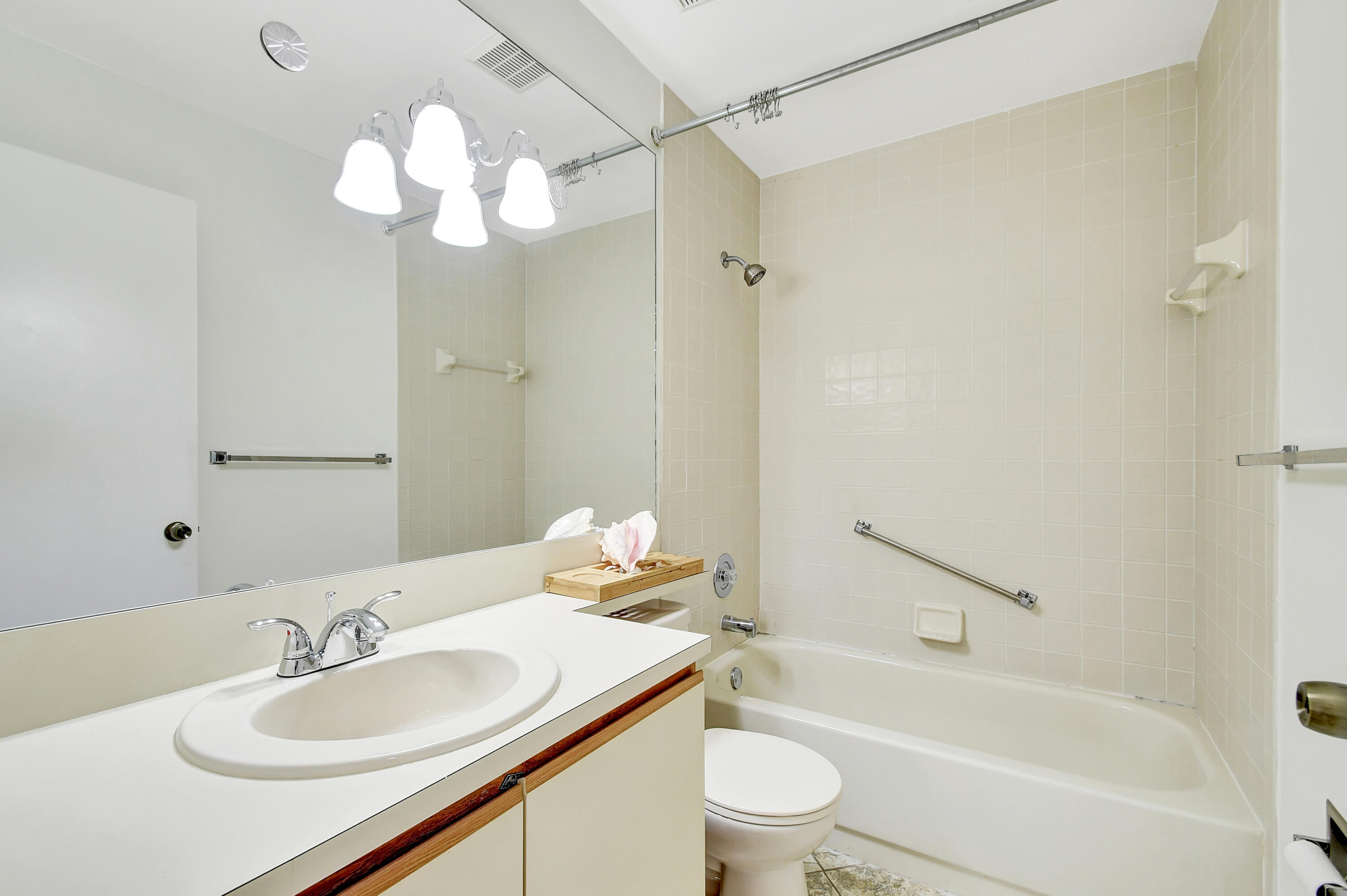 HALF MOON BAY CONDO - Residential