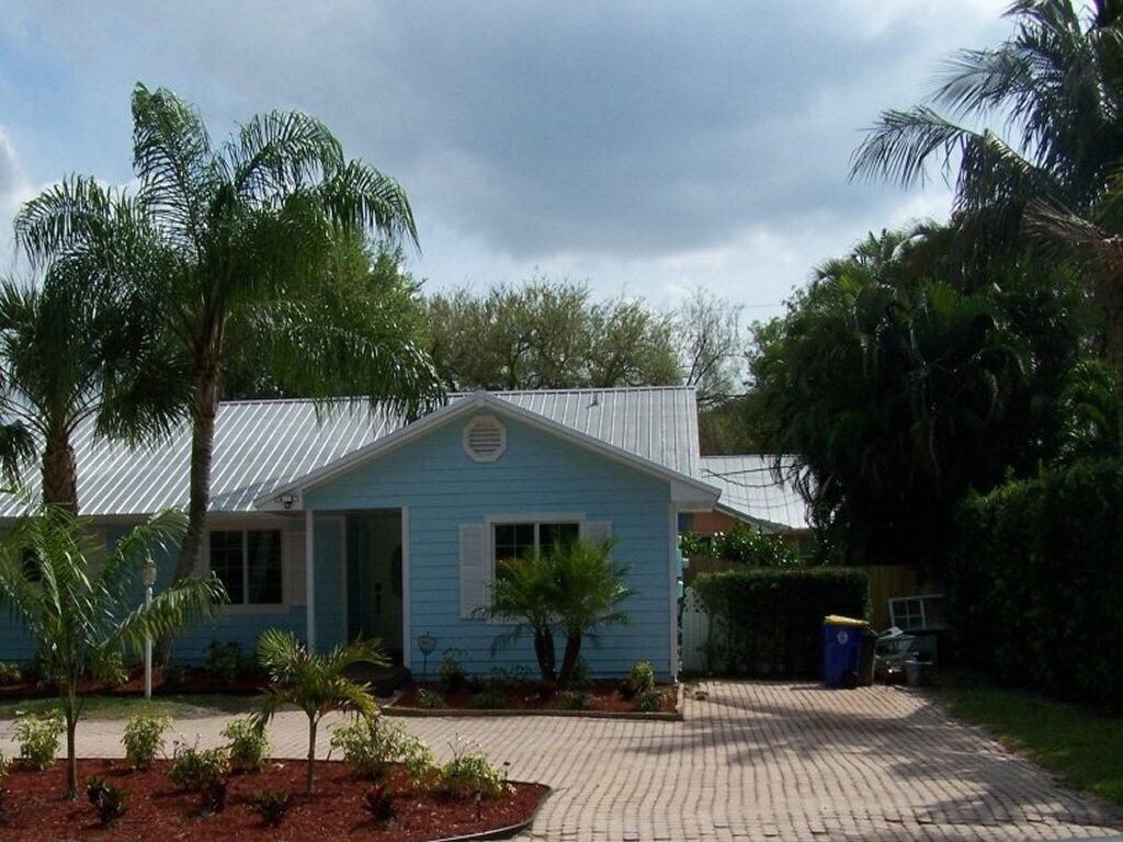 Photo of 2014 SW Sunset Trail, Palm City, FL 34990 (MLS # R10969653)