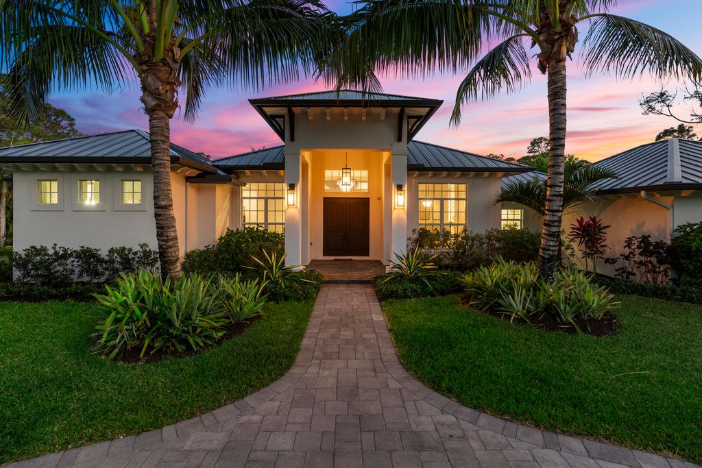 Photo of 10890 150th Court N, Jupiter, FL 33478 (MLS # R10977105)