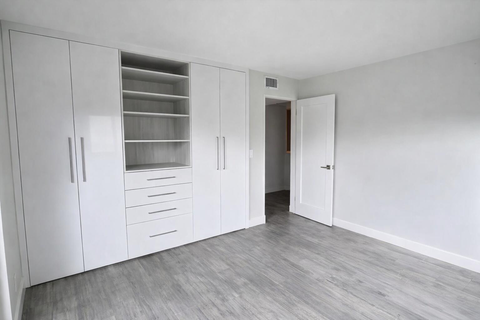 PIER 41 CONDO - Residential