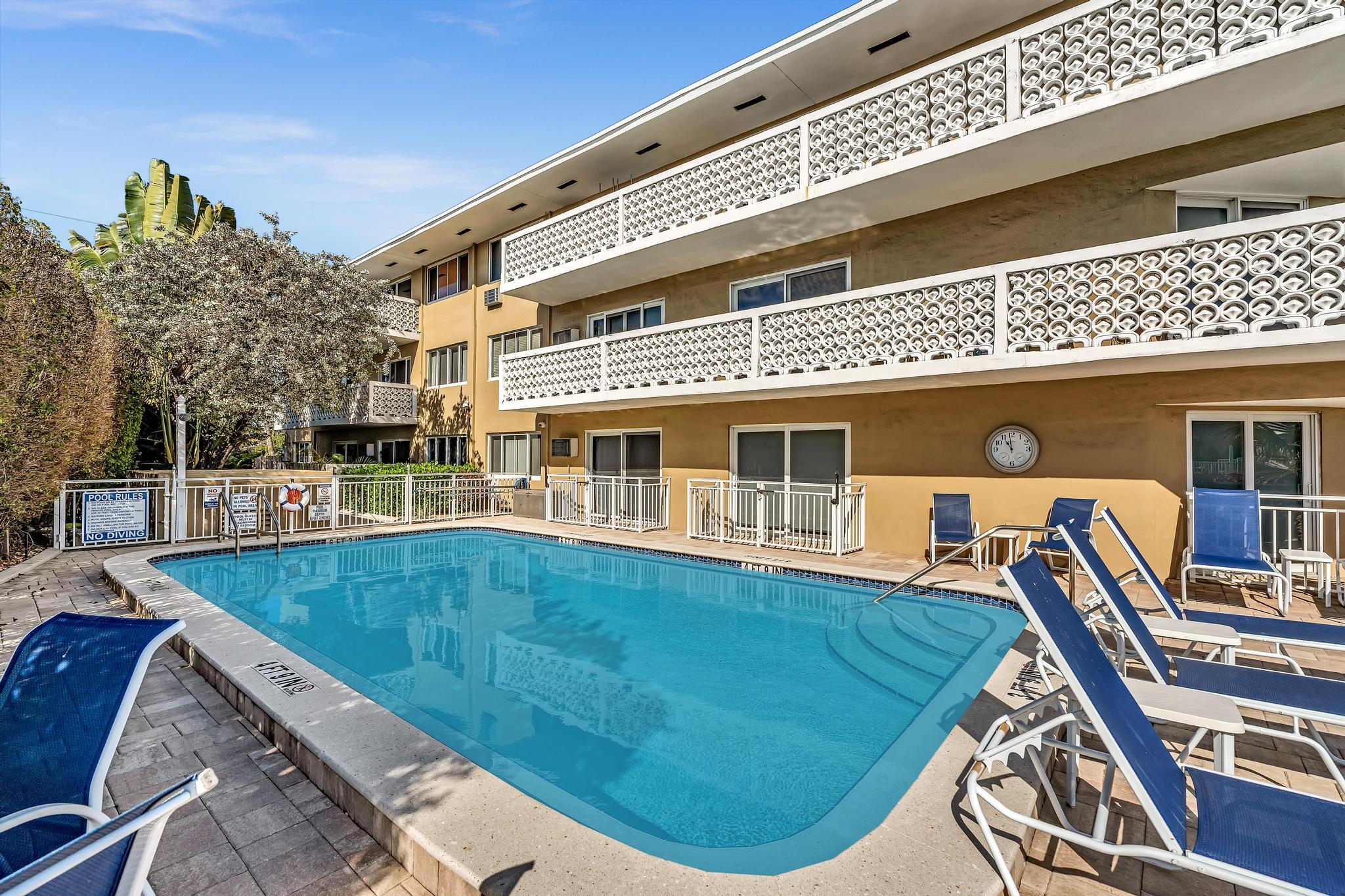 PIER 41 CONDO - Residential